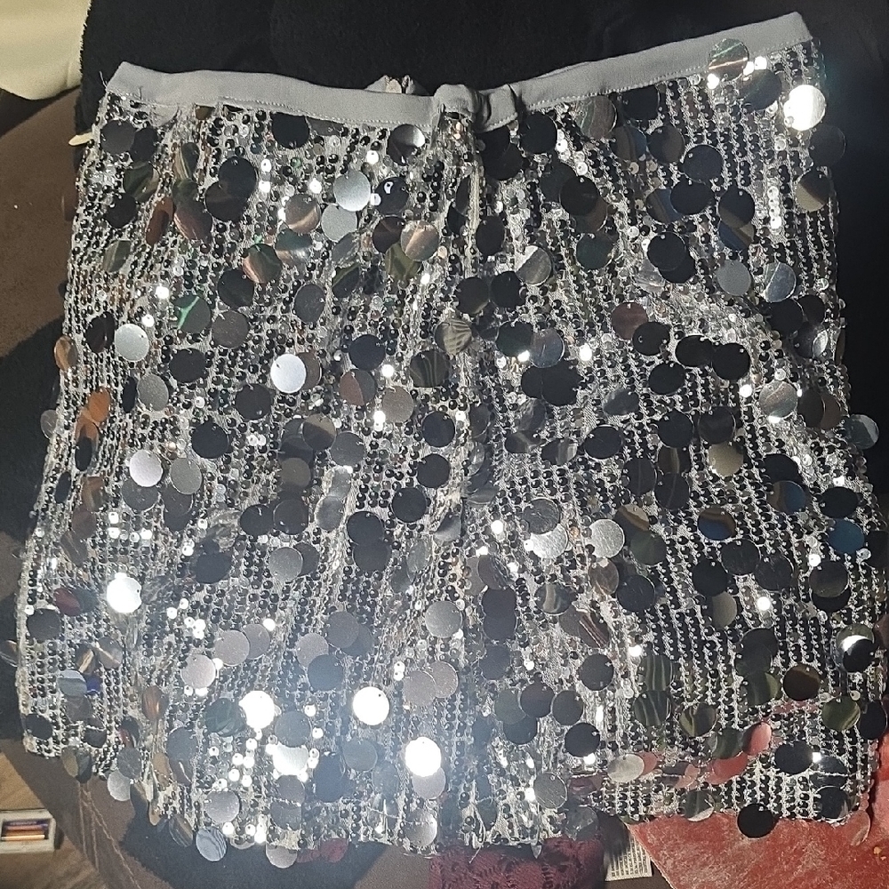 Silver Sequin Mini Skirt – Sleek Party Style